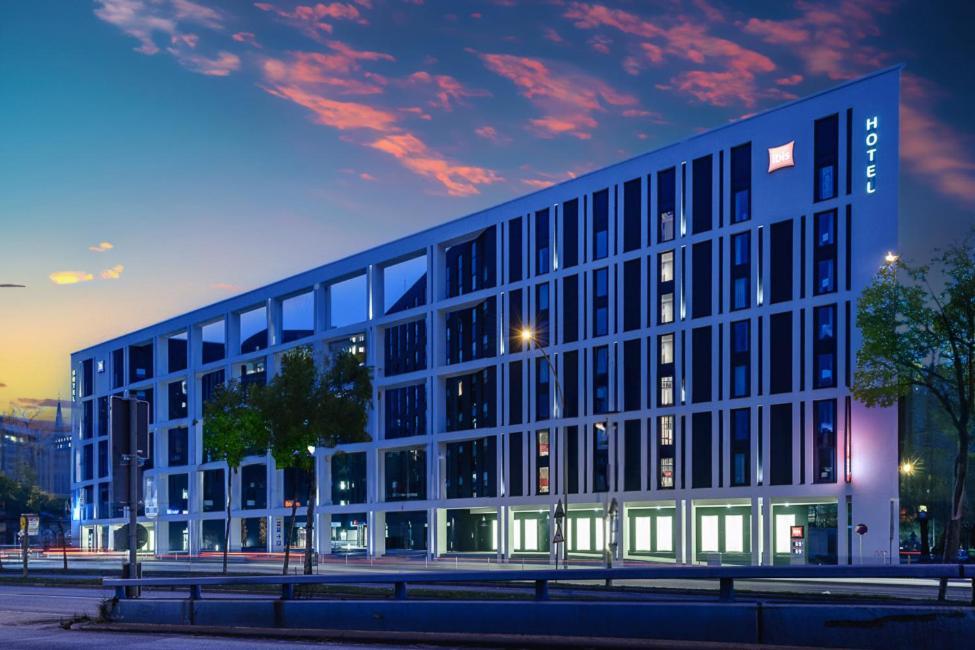 Ibis Hamburg City Exterior photo